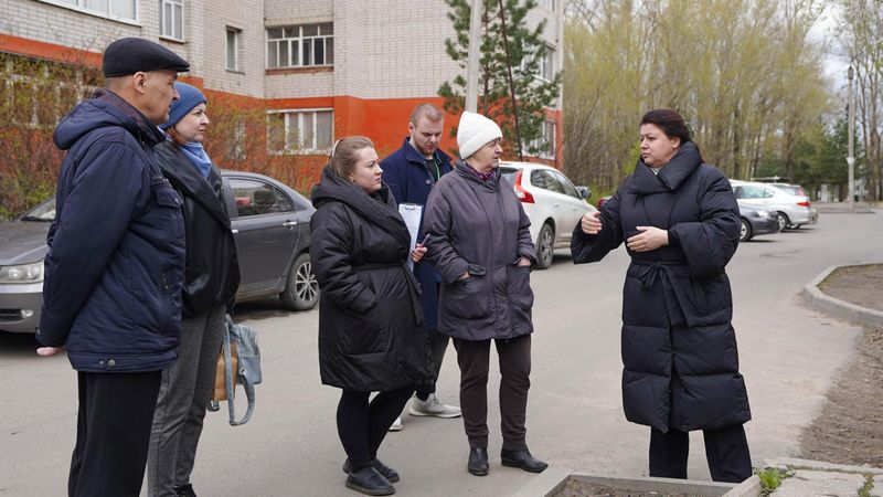 В Вологде с участием ТОСов проходят гарантийные осмотры благоустроенных дворов
