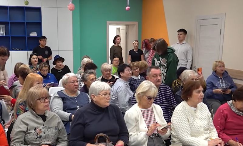 В соседских центрах Нижнего Новгорода прошли занятия по работе с искусственным интеллектом