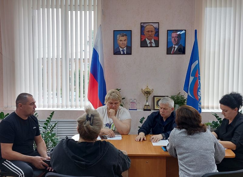 Нажмите для просмотра в полном размере Виктор Кидяев: Нужно всегда слышать граждан и помогать им