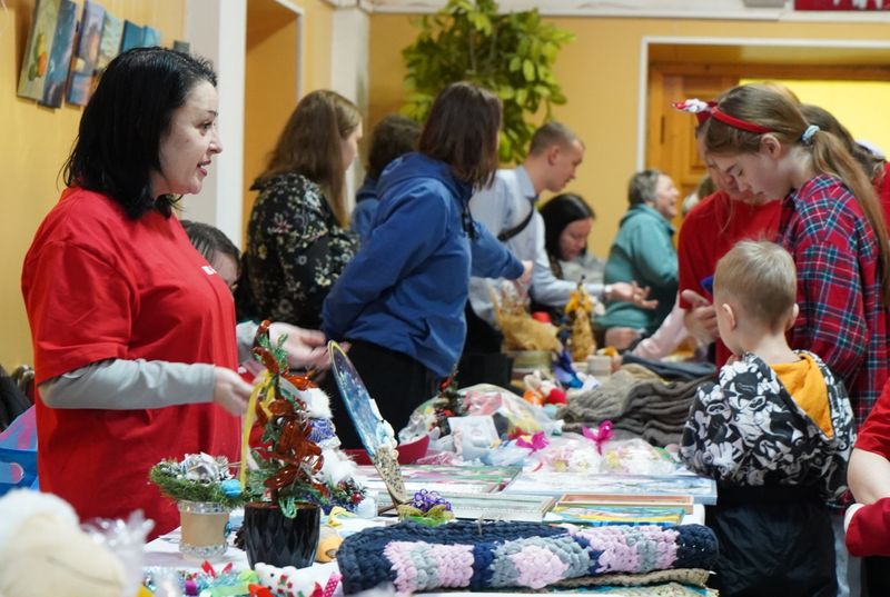 ТОСовцы Вологды провели благотворительную ярмарку и концерты
